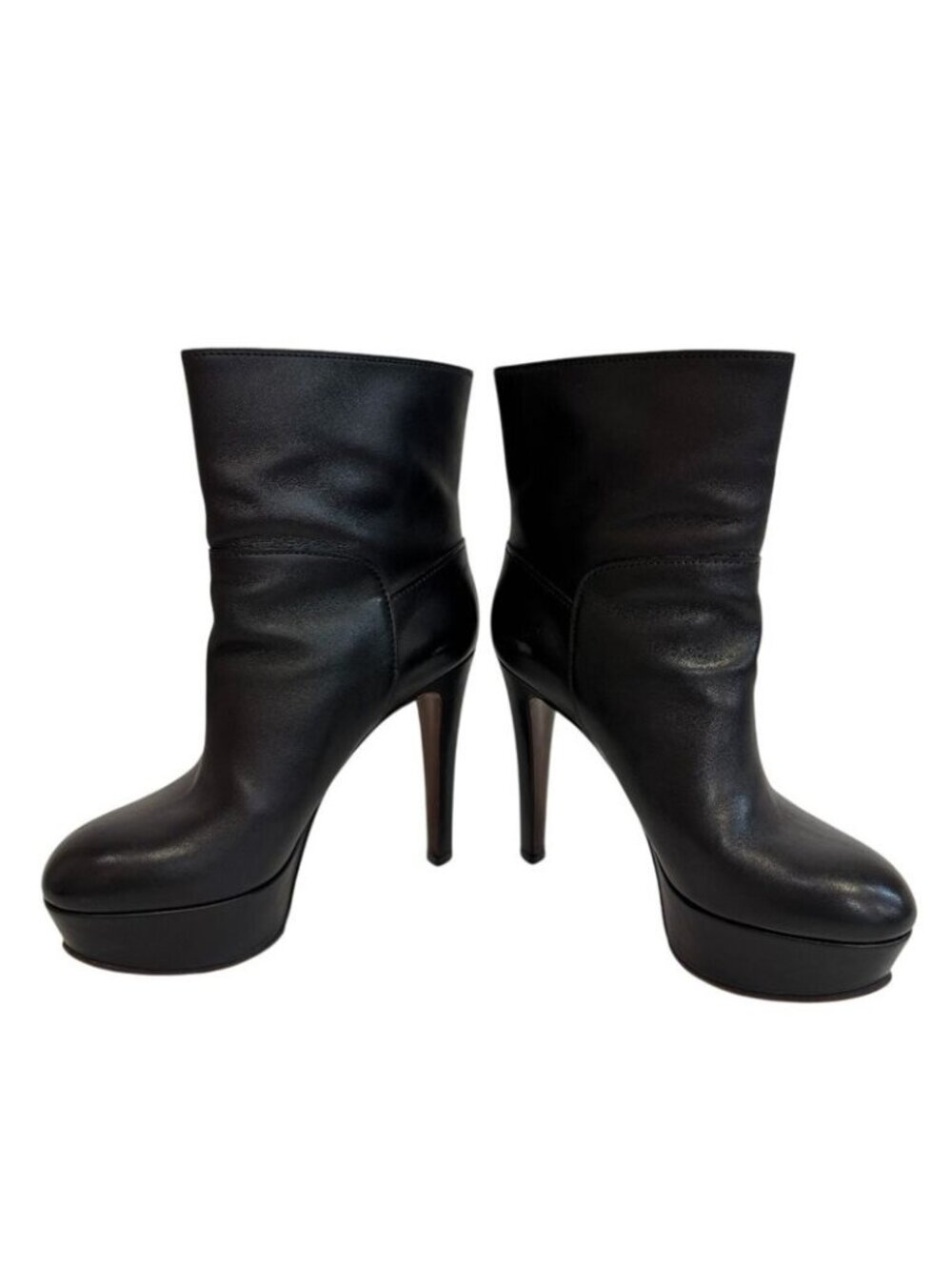 Louis Vuitton Short Pin Heel Boots - Picture 4 of 8